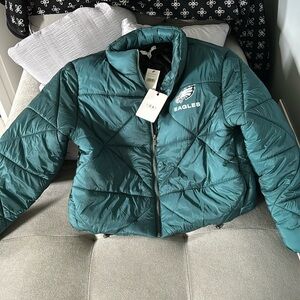NWT CROP Philadelphia EAGLES PUFFER